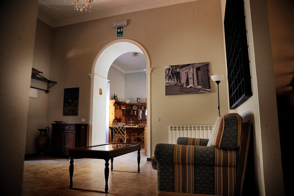 Agritrinacria Rooms 피아차암머리나 외부 사진